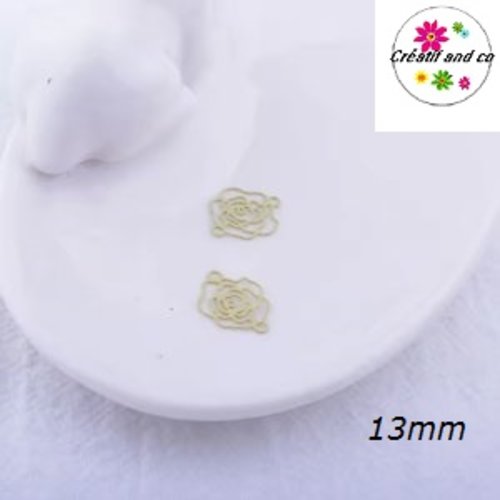 Breloque estampe connecteur petite fleur de rose vert pomme 13mm