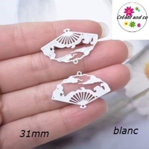 Breloque estampe connecteur éventail blanc  31mm