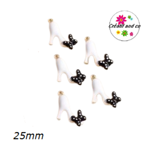 Breloque escarpin blanc et noeud noir pois blanc 25mm