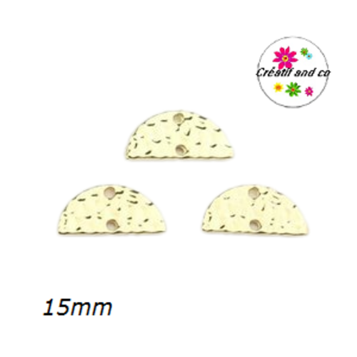 Connecteur demi cercle martelé doré 15mm