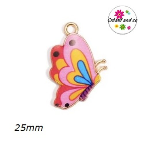Breloque papillon doré et émail ton rose  25mm