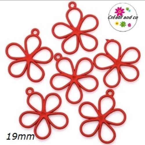 Breloque fleur creuse rouge métal 19mm
