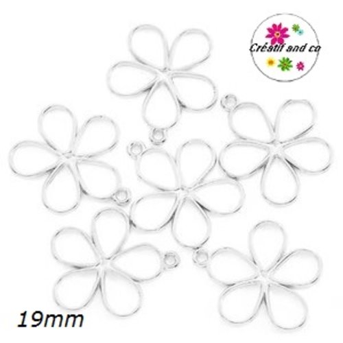 Breloque fleur argentée 19mm
