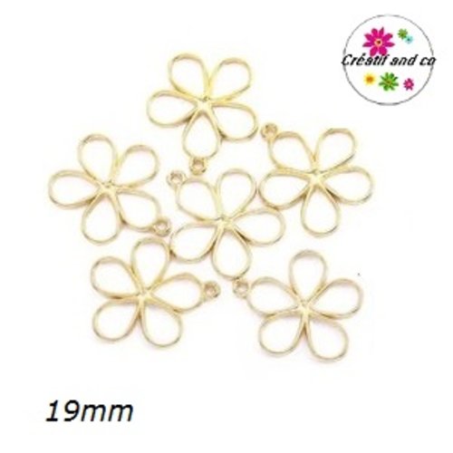 Breloque fleur dorée 19mm