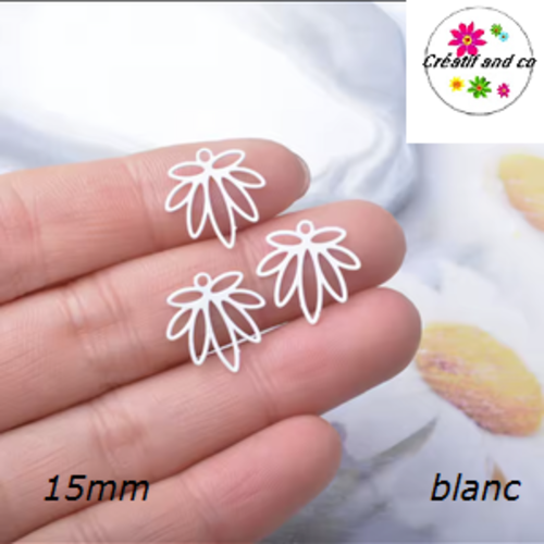Breloque estampe évidée blanche 15mm