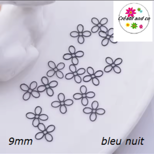 Breloque estampe petite fleur bleue nuit  9mm