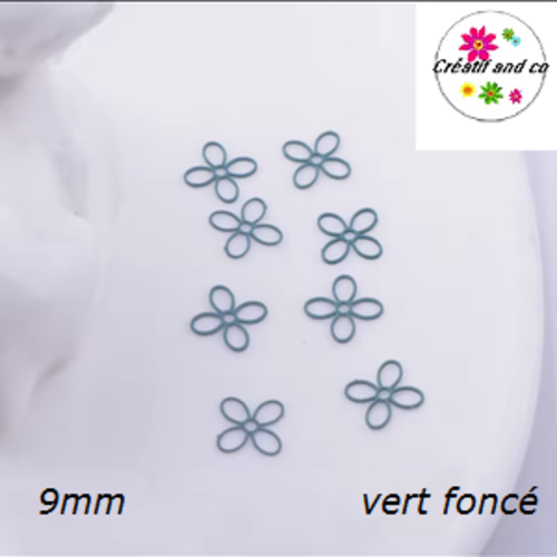 Breloque estampe petite fleur verte foncée 9mm