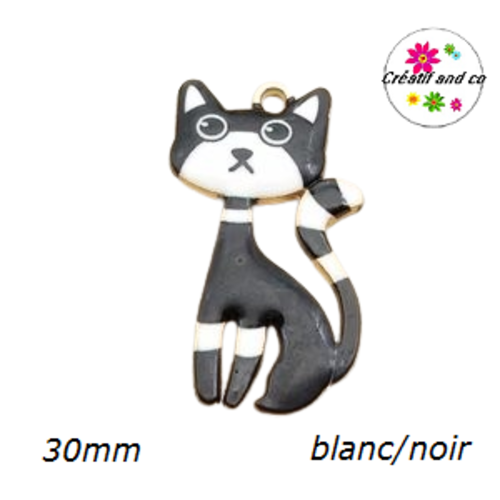Breloque chat émaillé blanc et noir 30mm