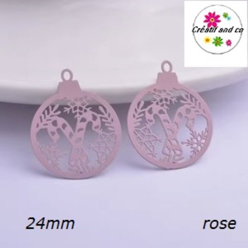 Breloque estampe boule de nöel et ses bâtons de sucre d'orge rose  24mm