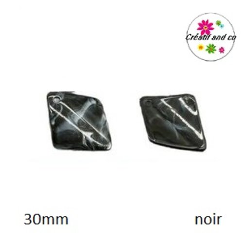 Perle forme diamant noir 30mm