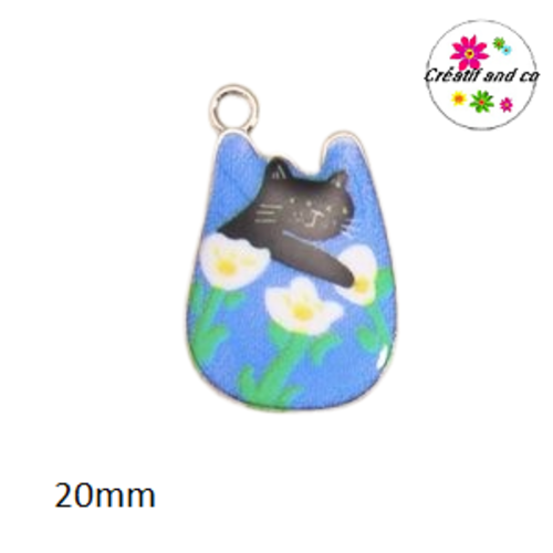 Breloque chaton sortant d'un sac avec motif marguerites 20mm