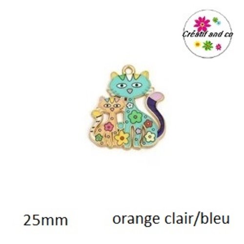 Breloque duo de chats orange claire/turquoise ornés de petites fleurs colorées  25mm