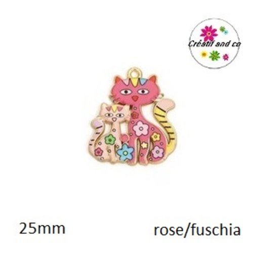 Breloque duo de chats rose/fuschia ornés de petites fleurs colorées  25mm