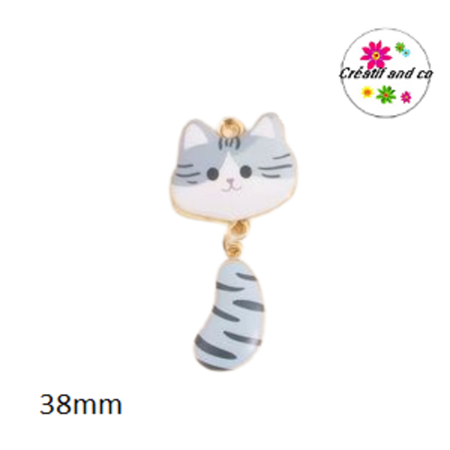 Breloque chat émail gris et blanc et sa queue rayée mobile 38mm