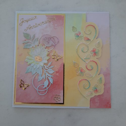 Carte joyeux anniversaire brodée