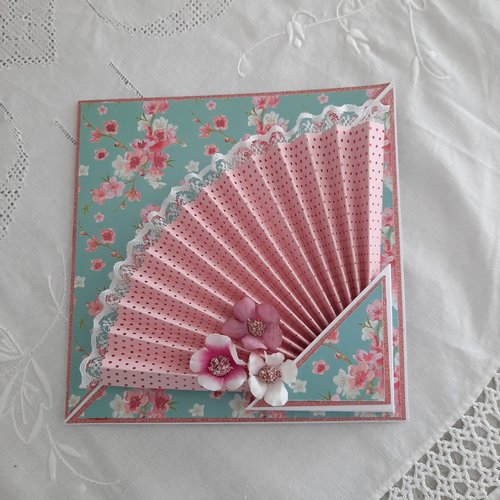 Carte bon anniversaire éventail