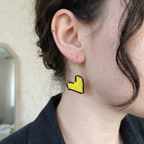 Boucles d'oreilles en perles tissées jaune et noir, bijoux faits main, style moderne et original