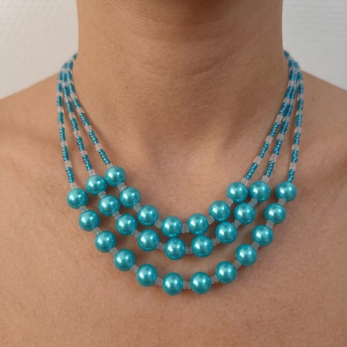 Collier 3 rangs perles bleues transparentes – fait main – bijou élégant et unique