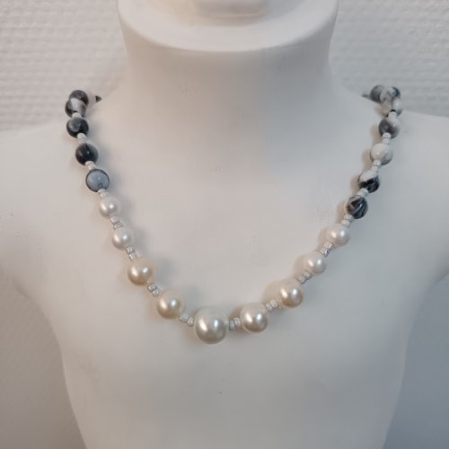 Collier ras du cou perles de couleur blanc argenté et gris marbré, bijou bohème chic – neuf