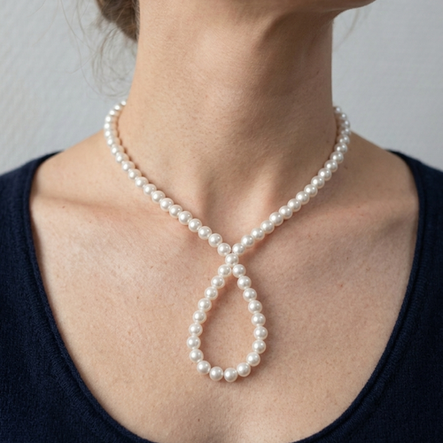 Collier en perles fait main élégant – bijou artisanal chic blanc