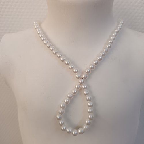 Collier en perles fait main élégant – bijou artisanal chic blanc
