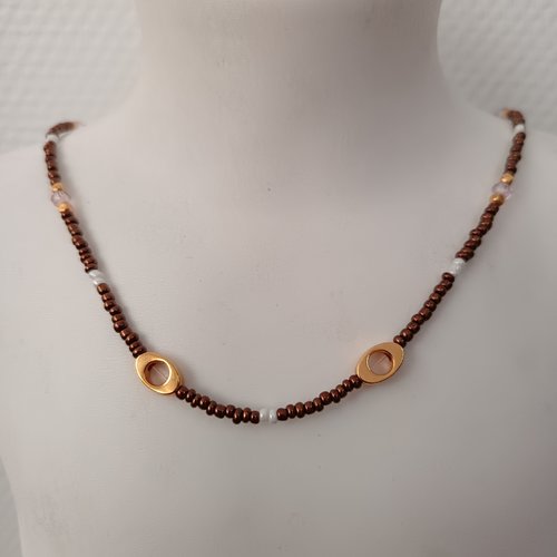 Collier ras du cou en perles fait main, multicolore, bijou artisanal tendance, perles dorées
