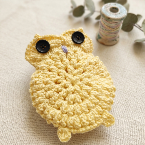 Etui écouteur hibou crochet jaune fait main, accessoire original et pratique