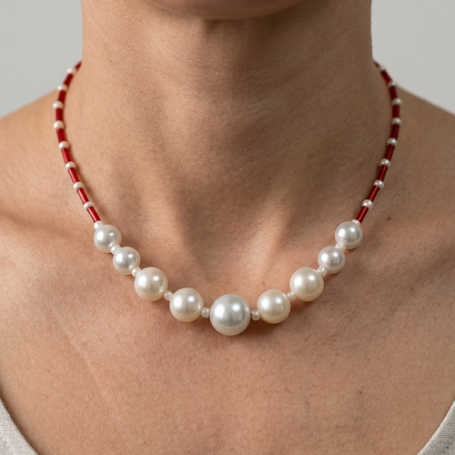Collier ras du cou fait main perles rouges tubes et perles rondes blanches élégantes