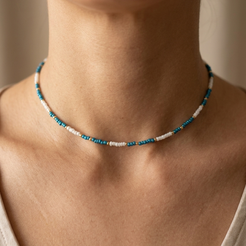 Collier ras du cou en perles colorées, bijou fin fait main, style minimaliste bohème