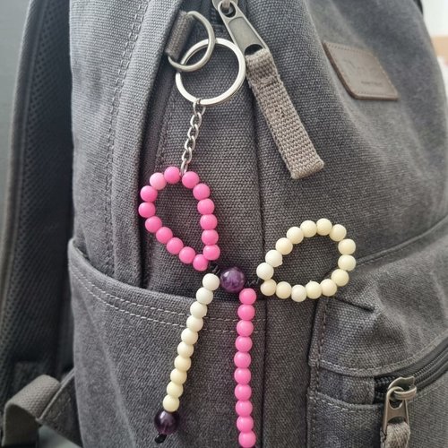 Porte-clés papillon en perles rose et blanc fait main, bijou de sac kawaii artisanal