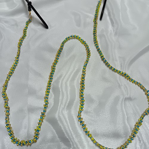 Chaîne à lunettes en perles
