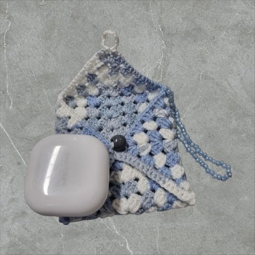 Protection écouteur au crochet en perles