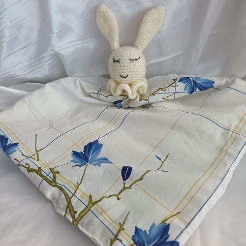 Doudou naissance au crochet