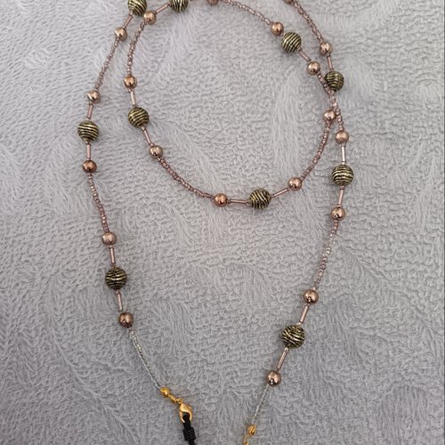 Chaîne à lunettes en perles