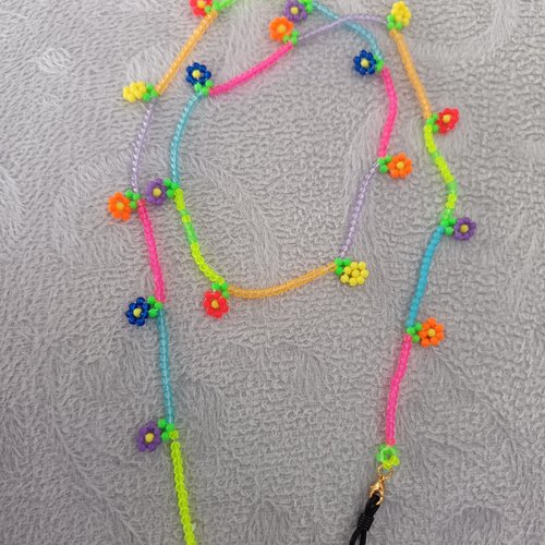 Chaîne à lunettes en perles