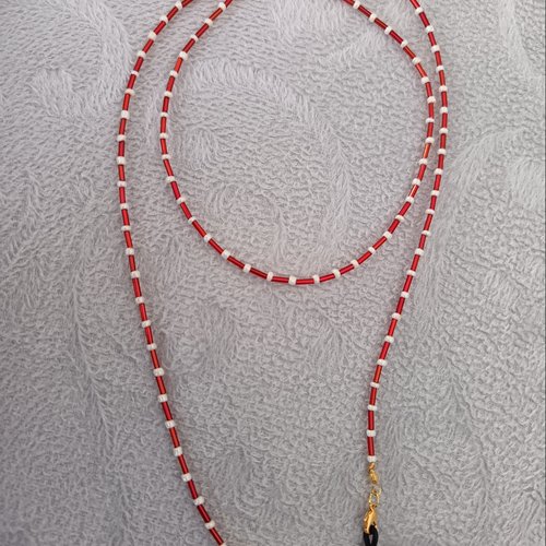 Chaîne à lunettes en perles
