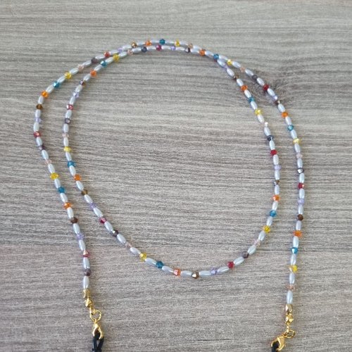 Chaîne à lunettes en perles