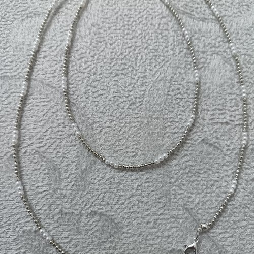 Chaîne à lunettes en perles