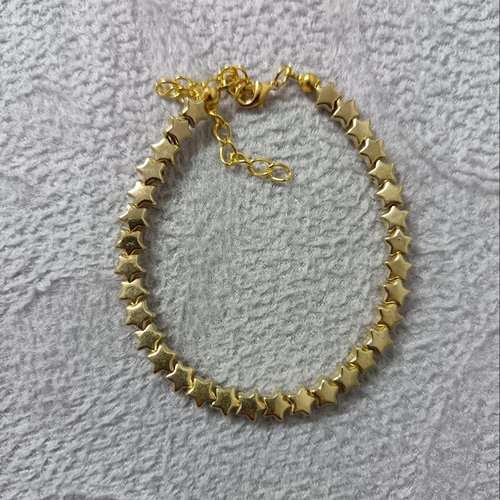 Bracelet en perles dorées
