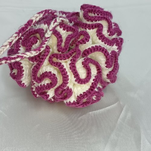 Fleur de douche au crochet
