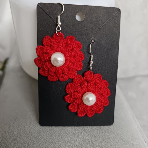 Boucles d'oreilles au crochet en perles forme fleur