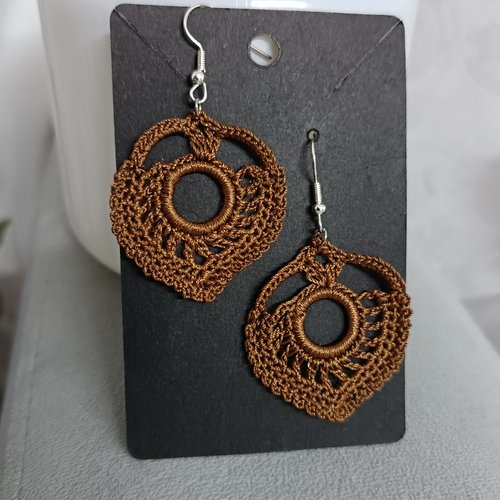 Boucles d'oreilles au crochet