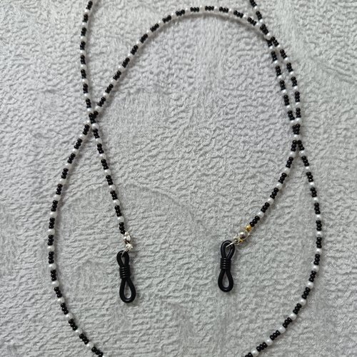 Chaîne à lunettes en perles