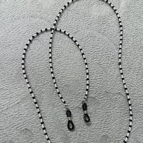Chaîne à lunettes en perles