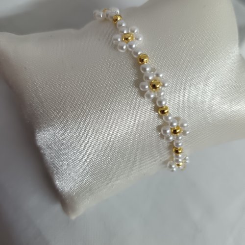 Bracelet marguerite en perles, accessoire bijou pour femme, bracelet forme fleur, accessoire bijou fait main