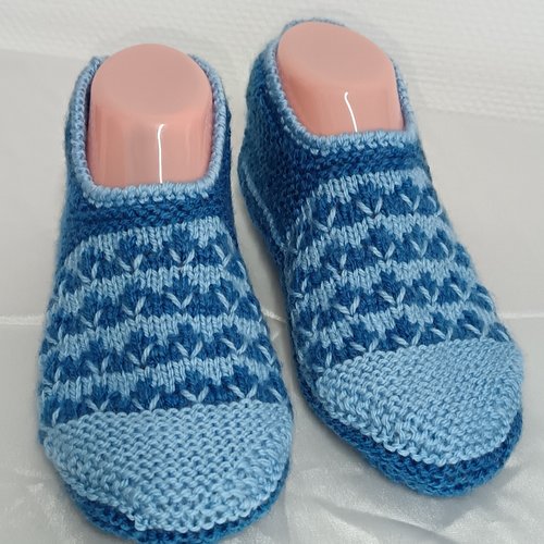 Chaussons pour femme, accessoire pour femme, chaussons fait main, chaussons au tricot