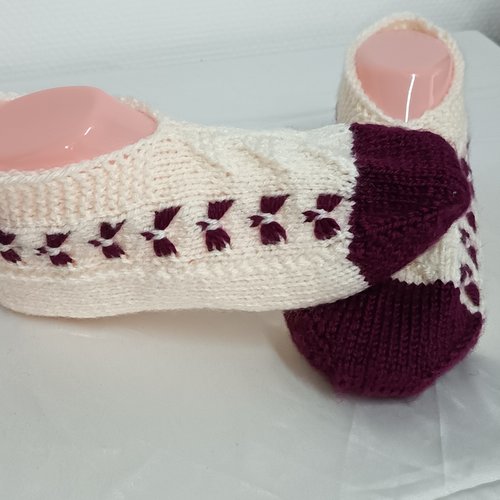 Chaussons au tricot, accessoire pour femme, chaussons tricotés pour femme