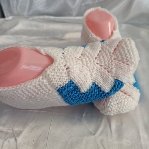Chaussons au tricot pour femme de pointure 39 40, chaussons tricotées fait main, accessoire pour femme