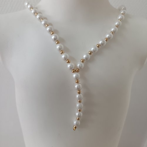 Collier en perles, accessoire bijou pour femme, création artisanale, collier de charme fait main, collier mi long, bijou pour femme,