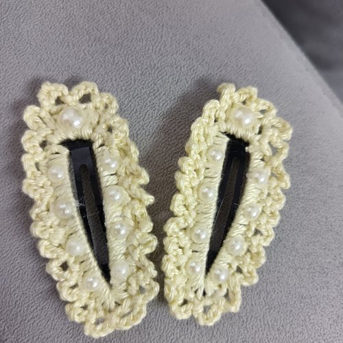 Pince cheveux, barrette au crochet, accessoires cheveux femme fille, création artisanale, cadeau fille, barrette perles , pince à perles